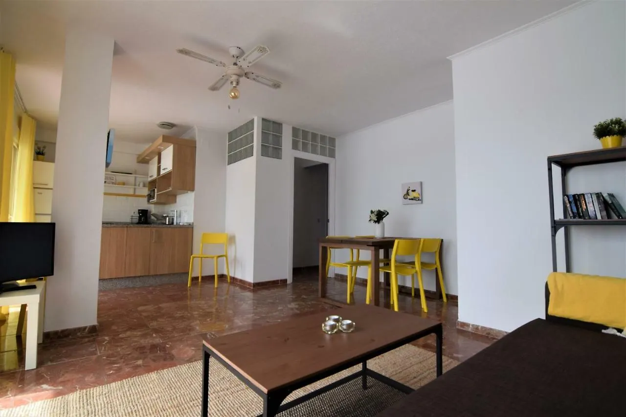 Casa Cava, C Merida 7 Nerja Spanje
