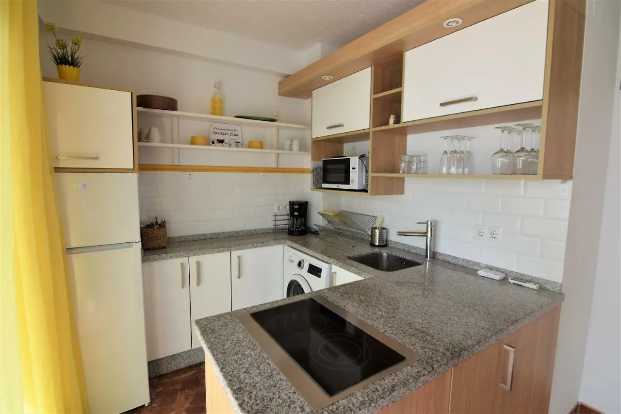 Casa Cava, C Merida 7 Nerja Spanje